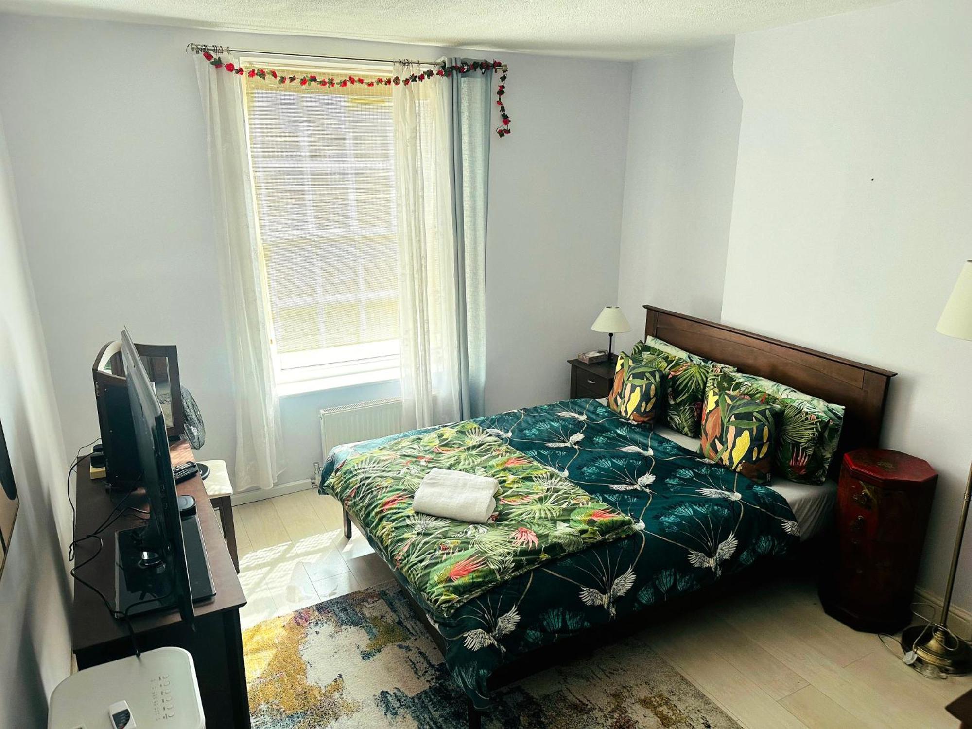 Lovely Quiet Spacious Around Little Venice Desirable Location By Ricky & Giustina *